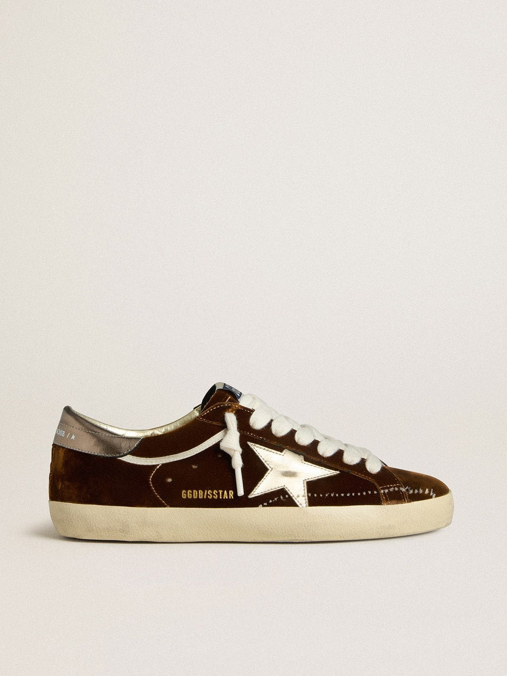 Women's Super-Star in cognac velvet with metallic leather star and heel tab