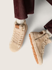 Women's Francy in beige shearling with brown leather star