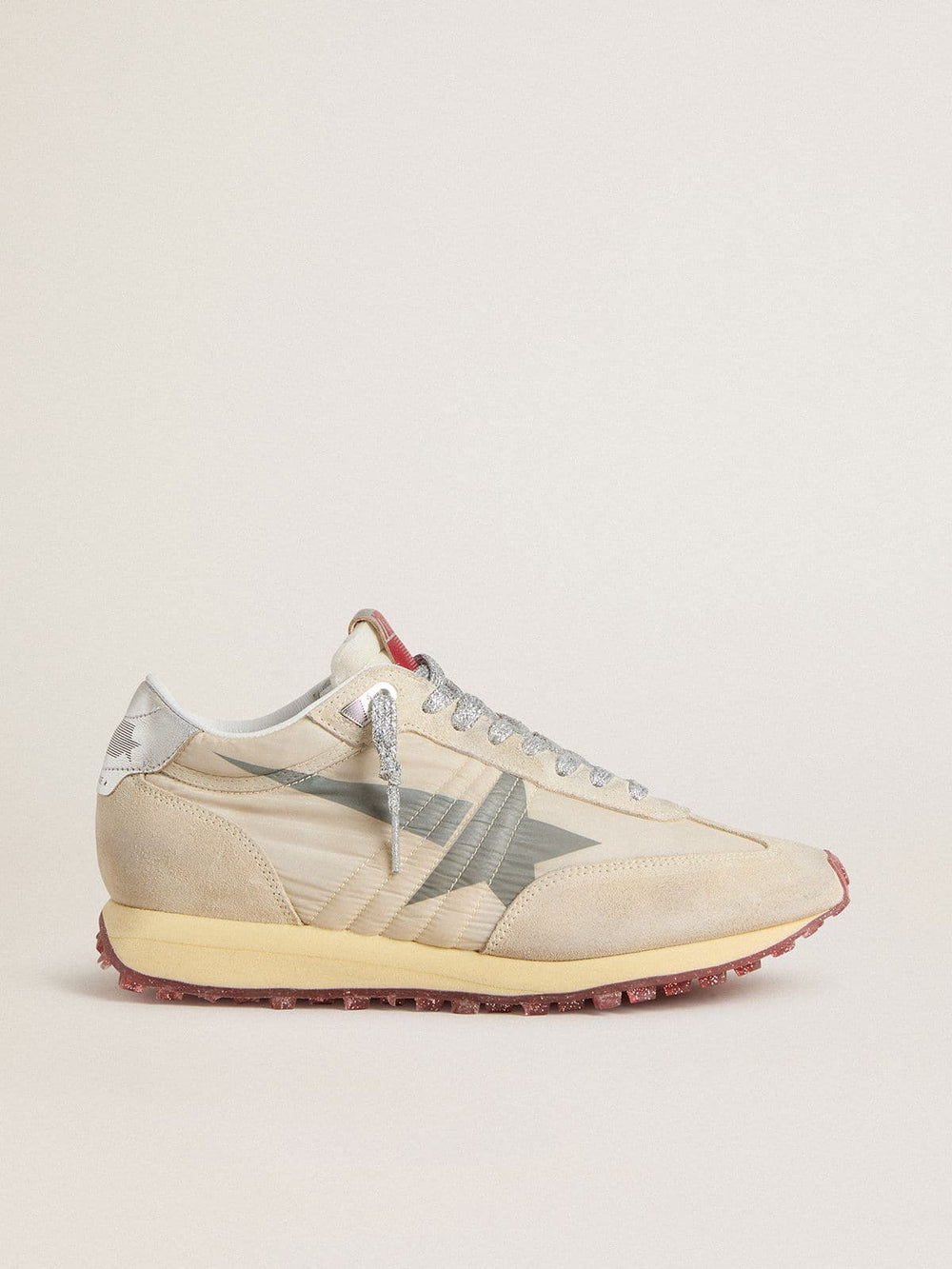 Women’s Marathon with beige nylon upper and gray star