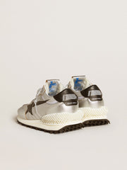 Women’s Marathon with silver ripstop nylon upper and black star