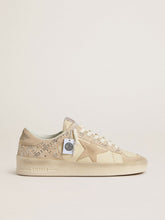 Stardan in cream-colored suede and leather with Swarovski and a suede star