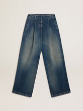 Women’s wide-leg medium wash CNY jeans