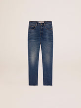 Women's cropped flared jeans with medium wash