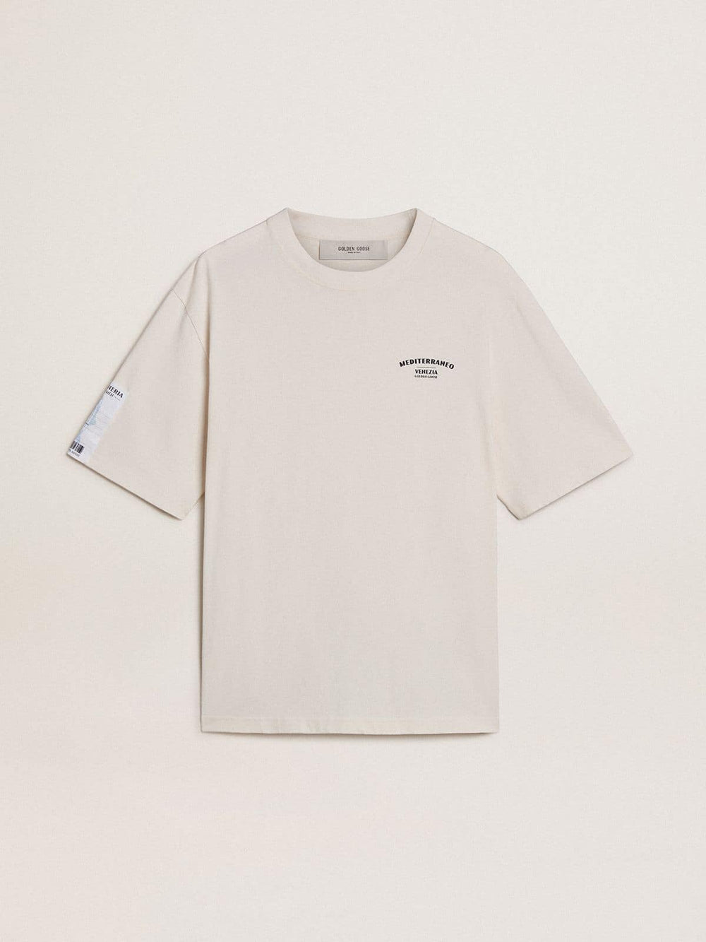 White unisex T-shirt with Mediterranean print and Pescheria Golden patch on the sleeve