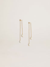 Drop earrings with pearls