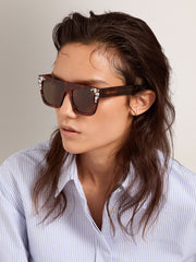Square model sunglasses with havana frame and crystals