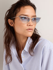 Sunglasses cat-eye style with silver frame and crystals