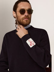 Aviator sunglasses with gold frame and green lenses