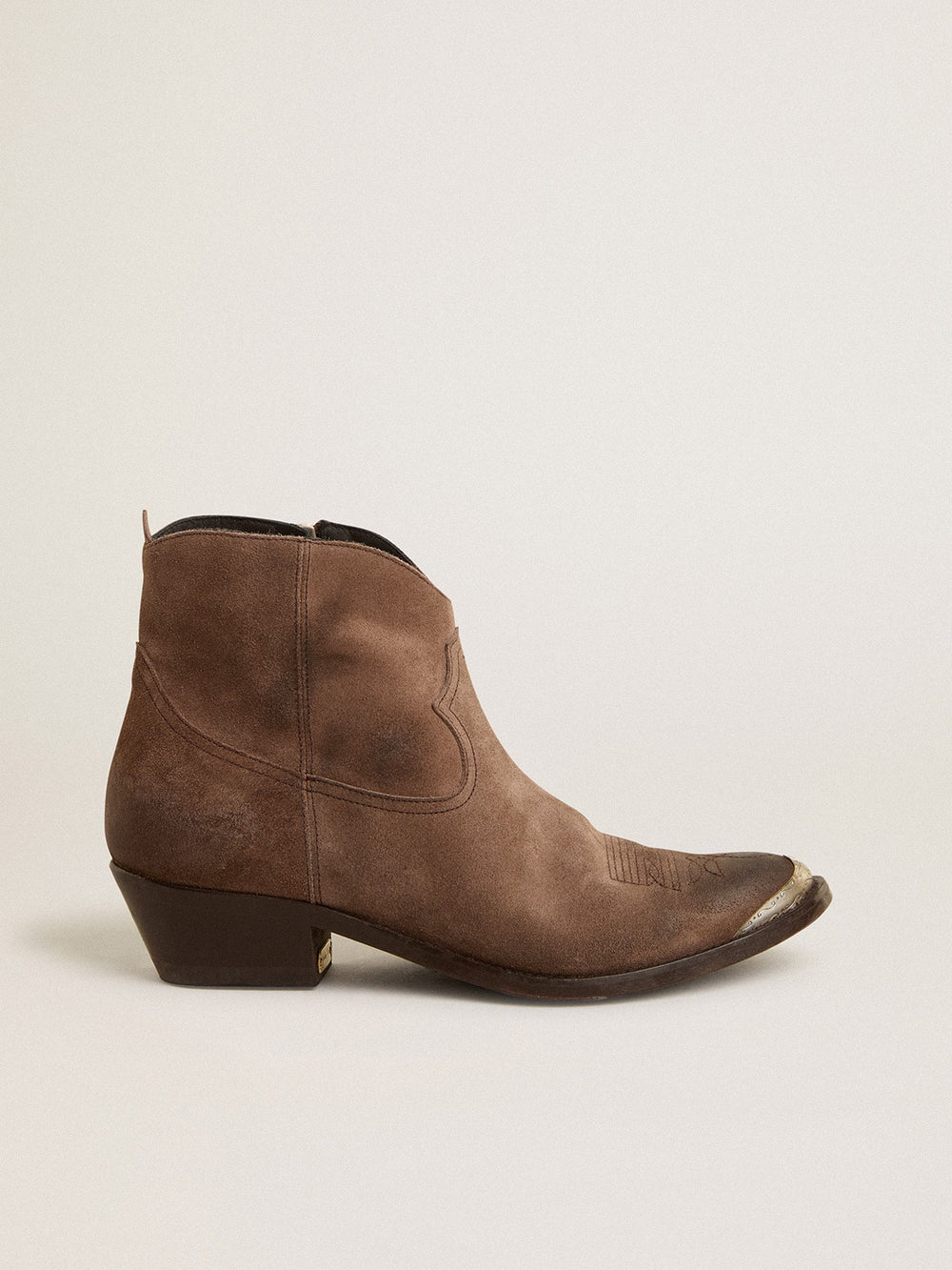 Young ankle boots in dark brown suede