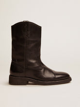 Biker boots in black leather