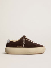 Men's Space-Star in dark brown suede with metallic silver heel tab