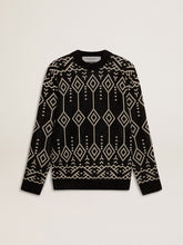 Men’s crew neck wool blend sweater with jacquard argyle design