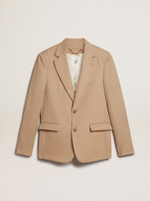 Single-breasted blazer in sand with horn buttons