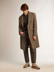 Men’s stonewashed-effect black jeans