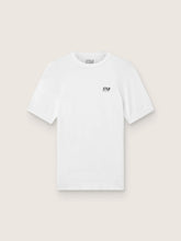 Men's slim-fit white sports T-shirt