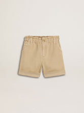Girls' sand-colored shorts with embroidered logo
