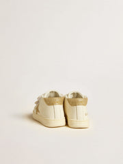 June Junior in white nappa leather with gold glitter star and heel tab