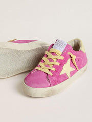 Young Super-Star in pink suede with light yellow star and heel tab
