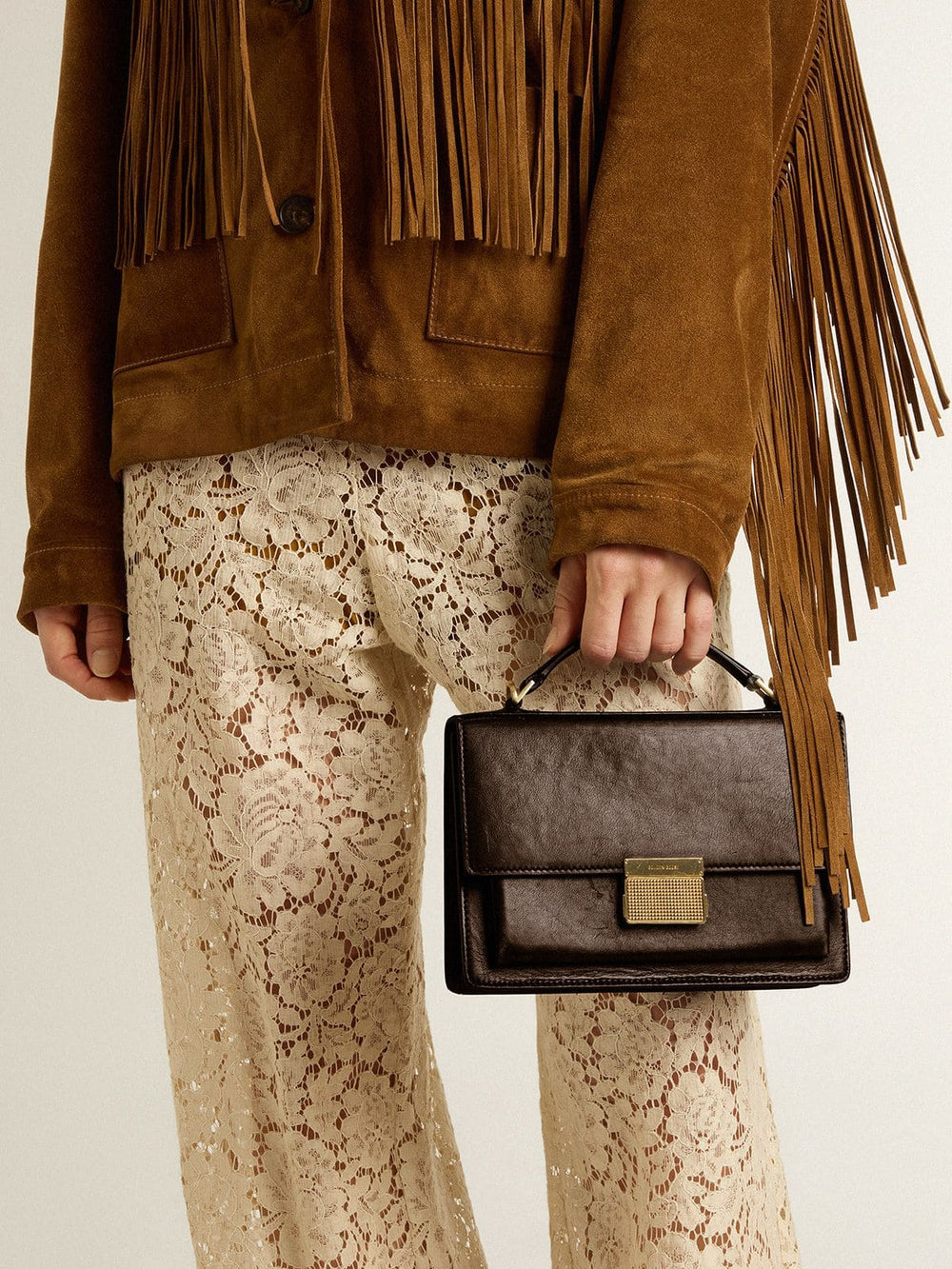 Venezia Bag in vintage dark brown embossed leather with gold details