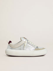 Women’s Space-Star Cube in ice-gray and silver leather with burgundy heel tab