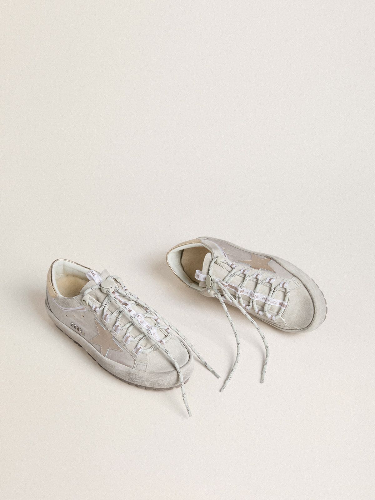 Women's Super-Star Ski in light gray nylon with metallic leather star and heel tab