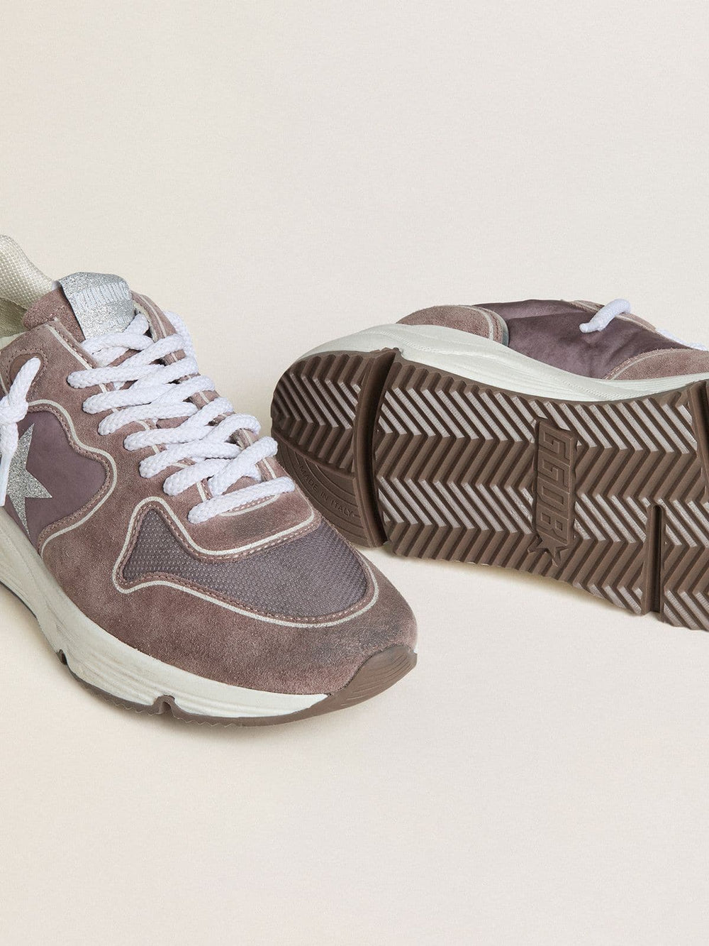 Women's Running Sole in lavender nylon and suede with printed star and silver leather heel tab