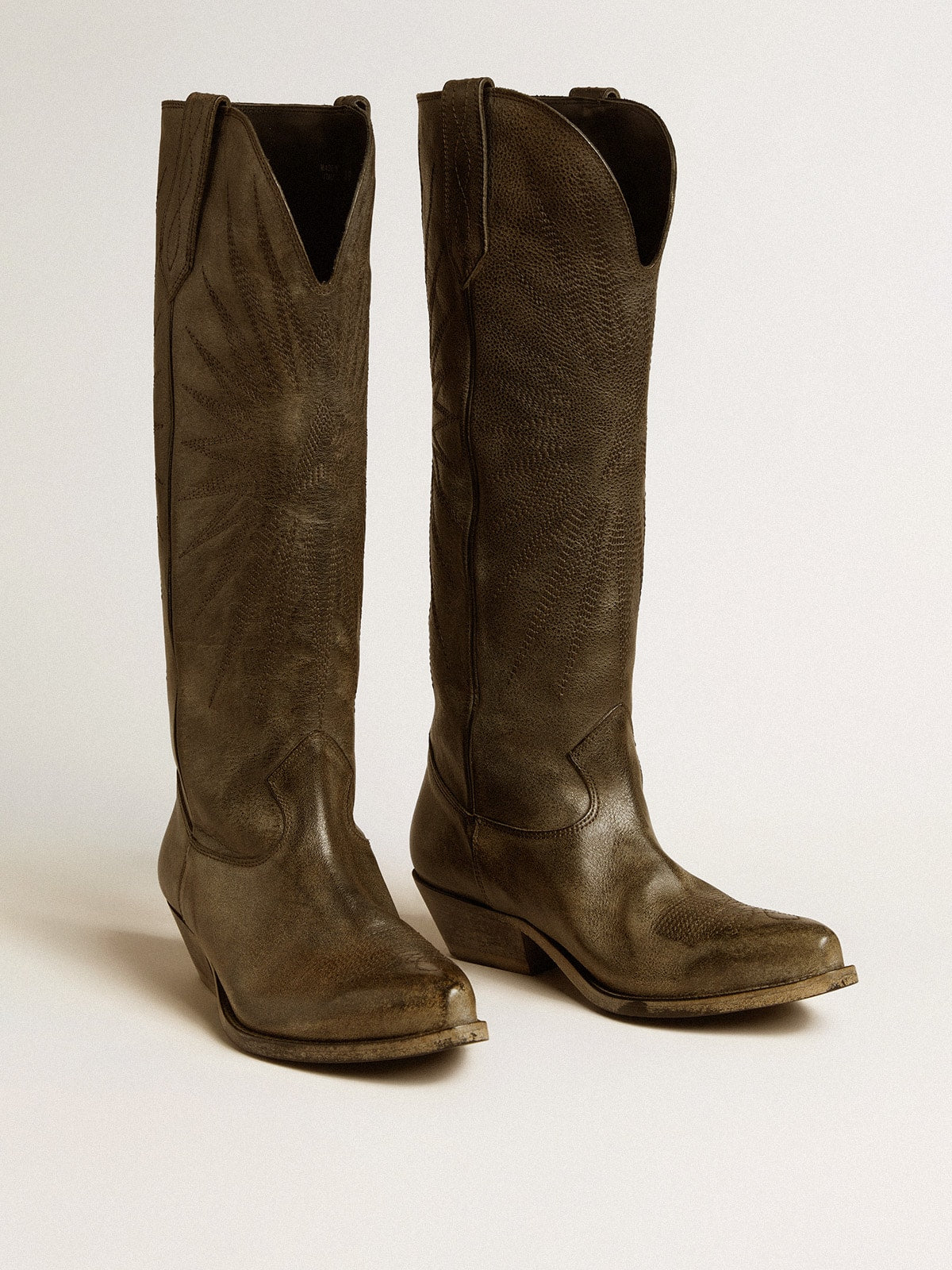 Women's Wish Star boots in black leather with star embroidery