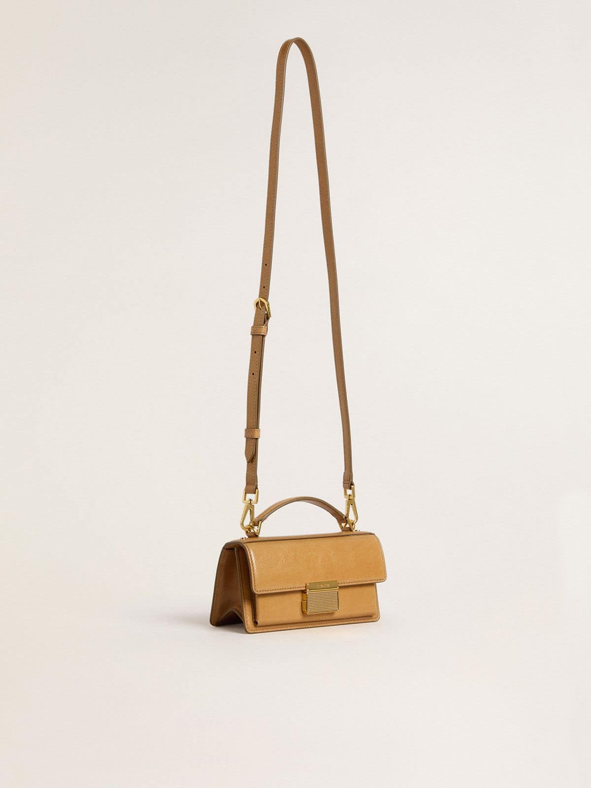 Small Venezia Bag in tobacco-colored leather with gold details