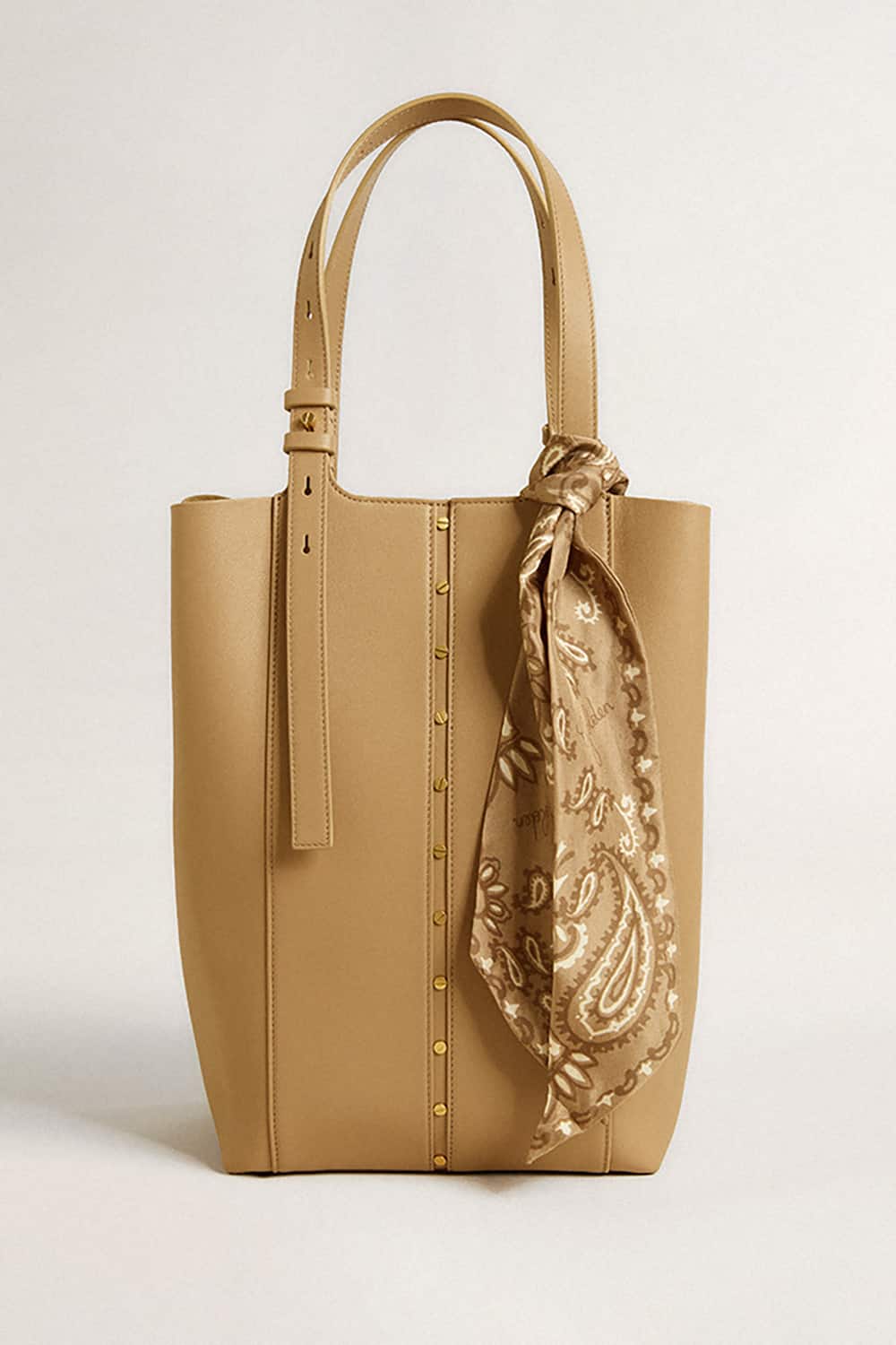 Ribbon in dove-gray silk twill with paisley pattern