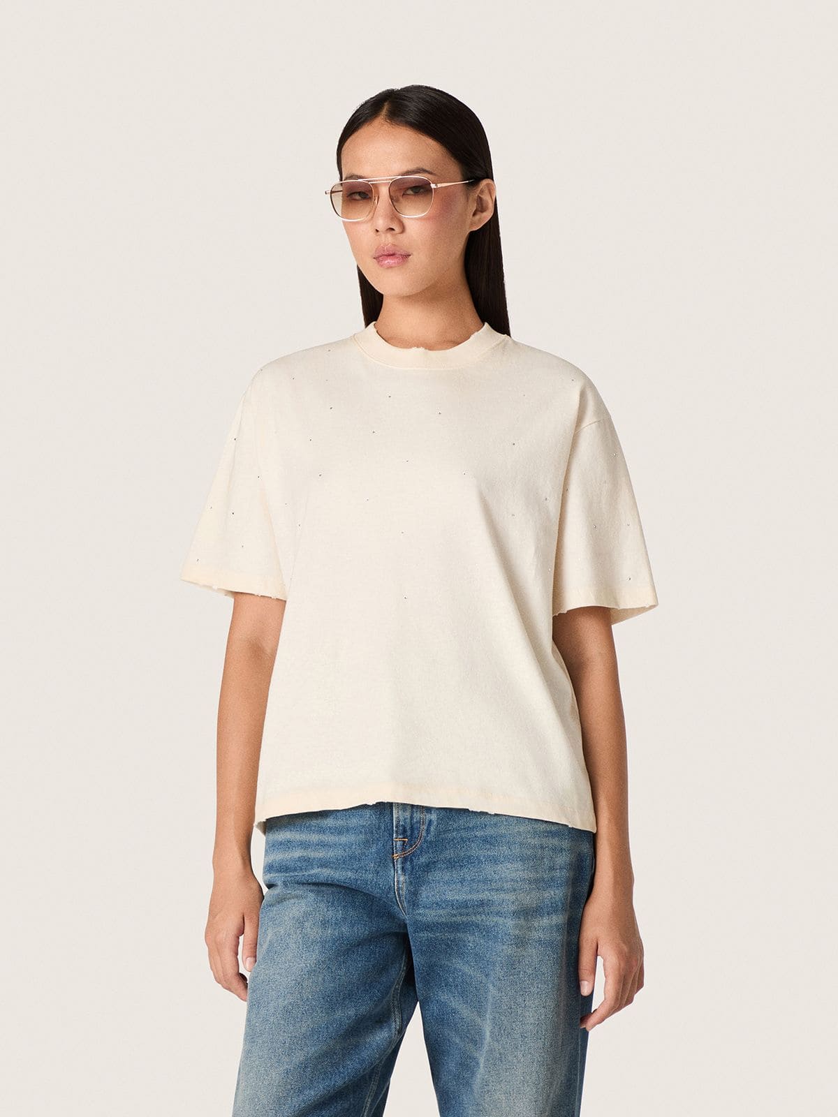 Star unisex T-shirt in white cotton with all-over gradient crystals and print on the back