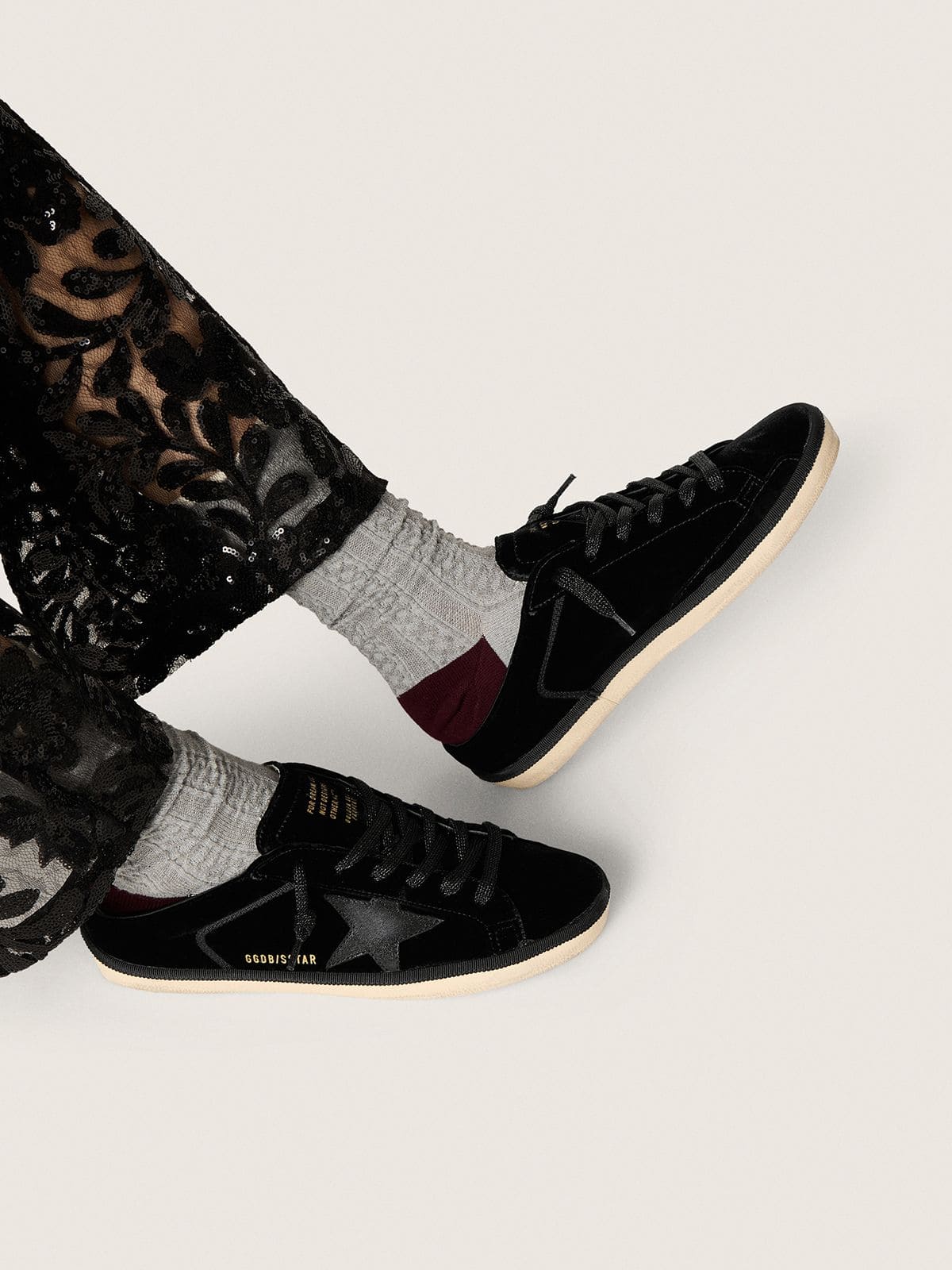 Women's Super-Star Sabots in black velvet with a black leather star with micro-glitter