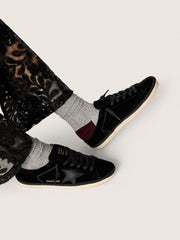 Women's Super-Star Sabots in black velvet with a black leather star with micro-glitter