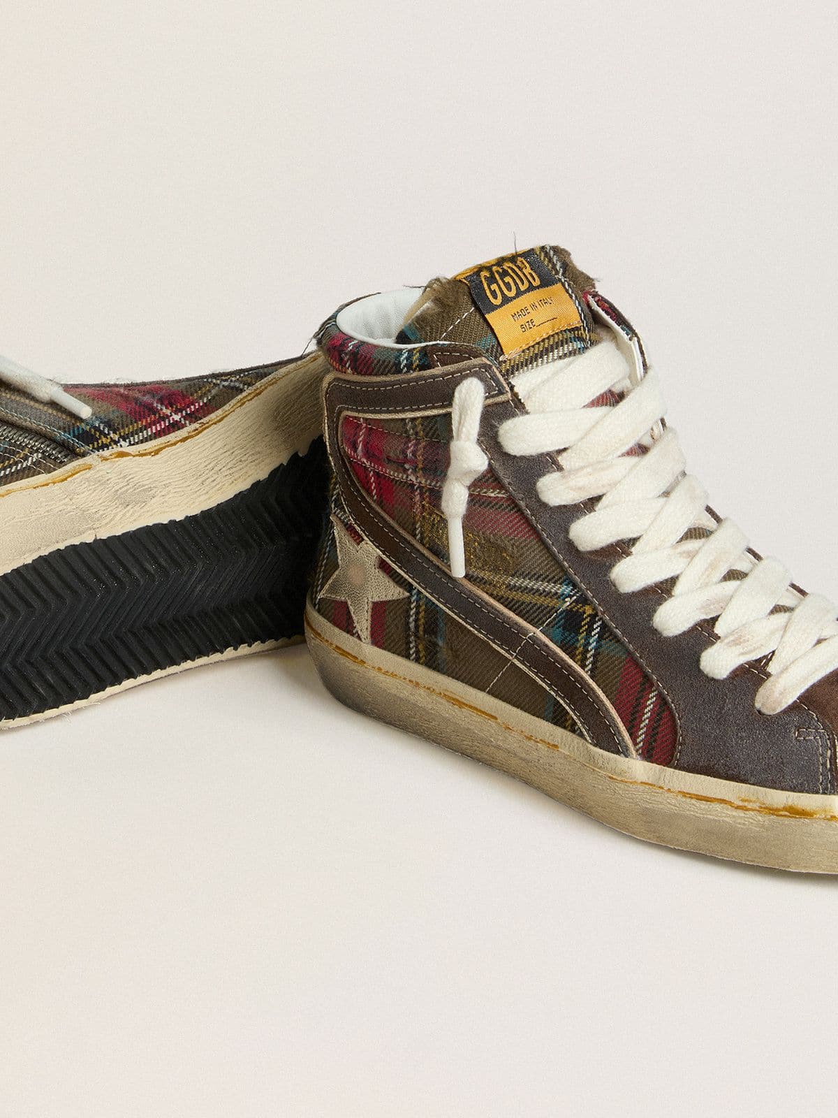 Women's Slide in red tartan with silver nappa leather star and black suede flash