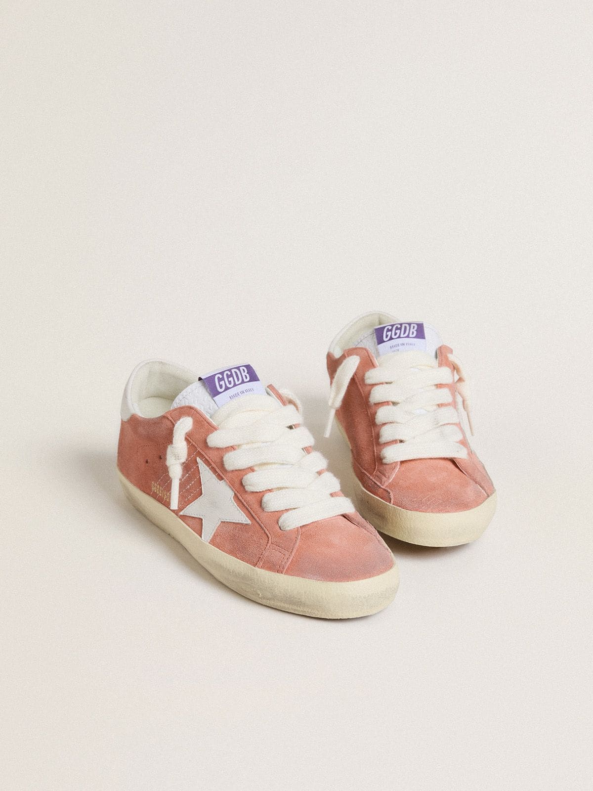 Women’s Super-Star in coral suede with white leather star and heel tab