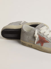 Women's Super-Star LTD in gray leather with brick-red suede star