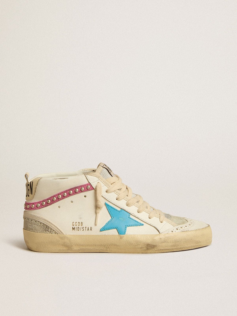 Women's Mid Star in leather with light blue star and fuchsia suede flash with platinum studs