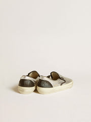 Women's VCE Penstar in metallic silver leather with black leather heel tab