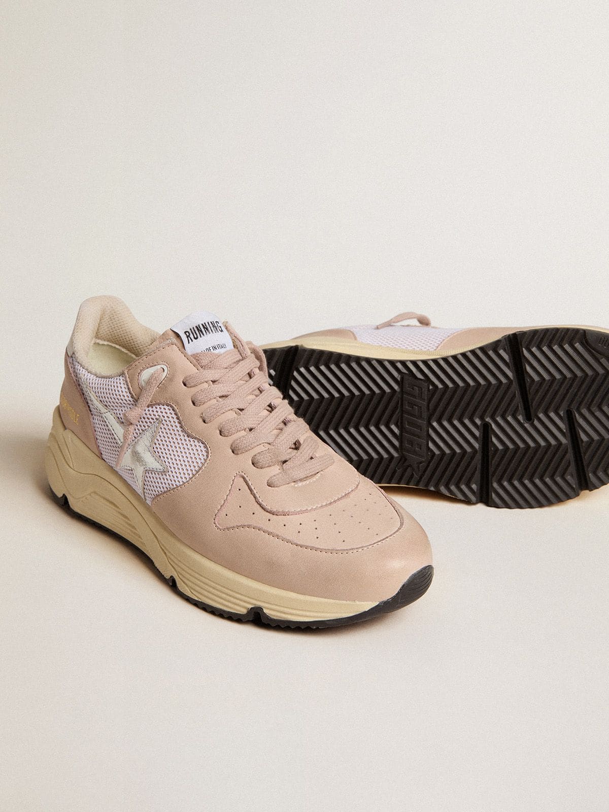 Women’s Running Sole in mesh and nubuck with silver metallic leather star