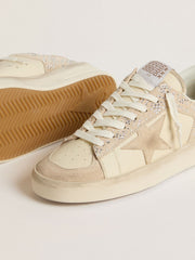 Stardan in cream-colored suede and leather with Swarovski and a suede star