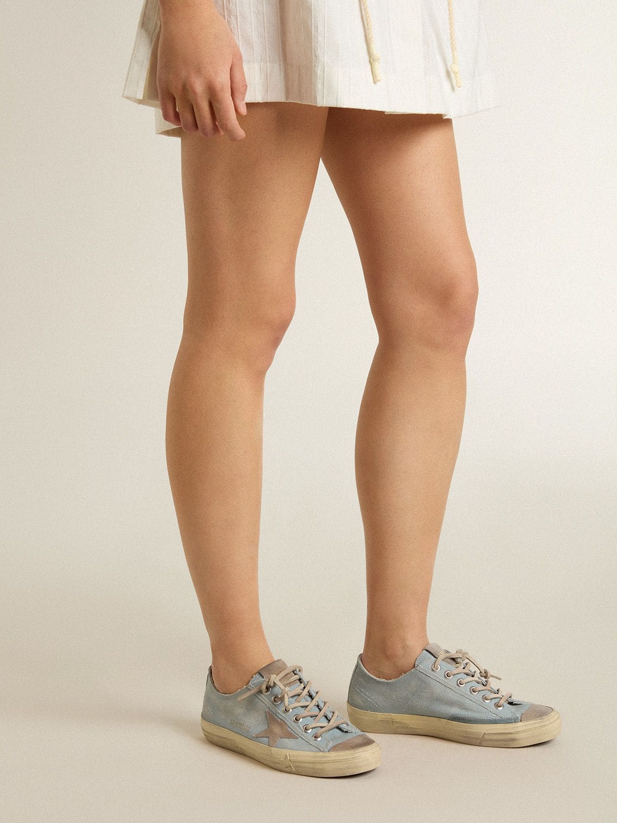 Women's V-Star in light blue canvas with dove-gray leather star