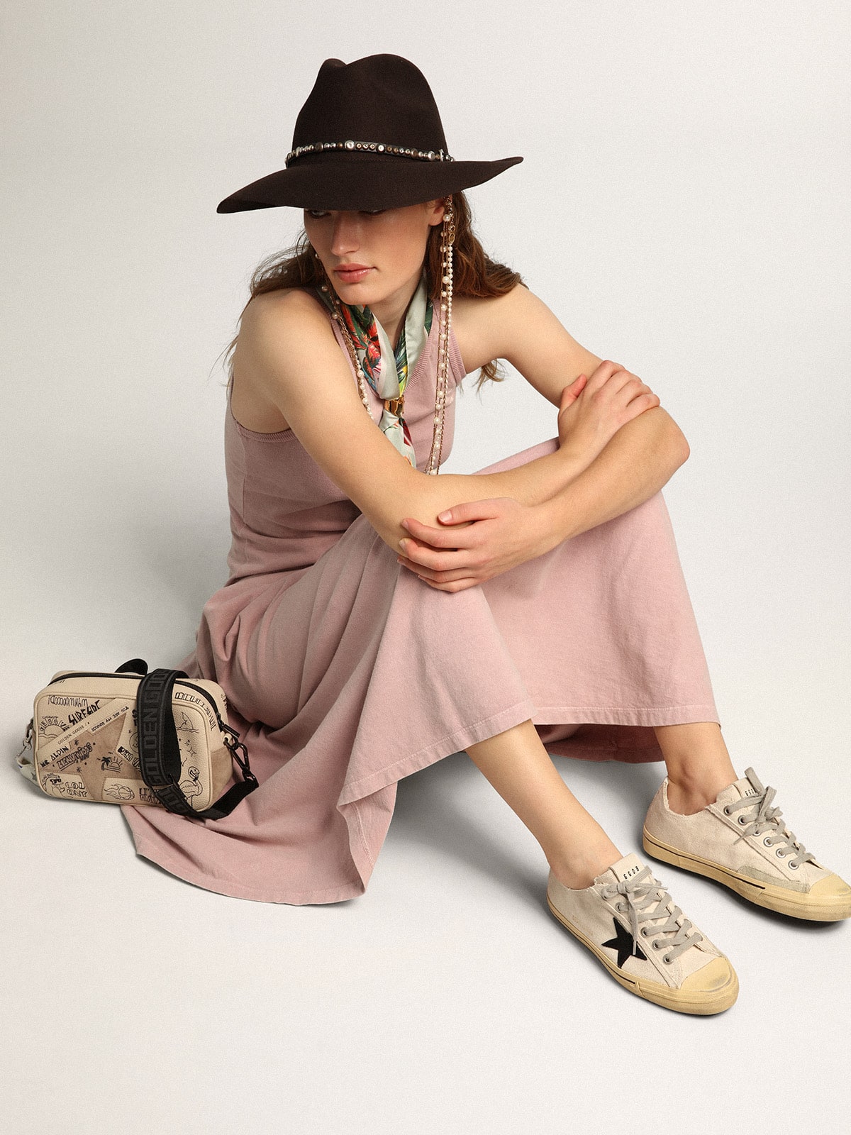 Women's V-Star with black suede star and embroidered lettering