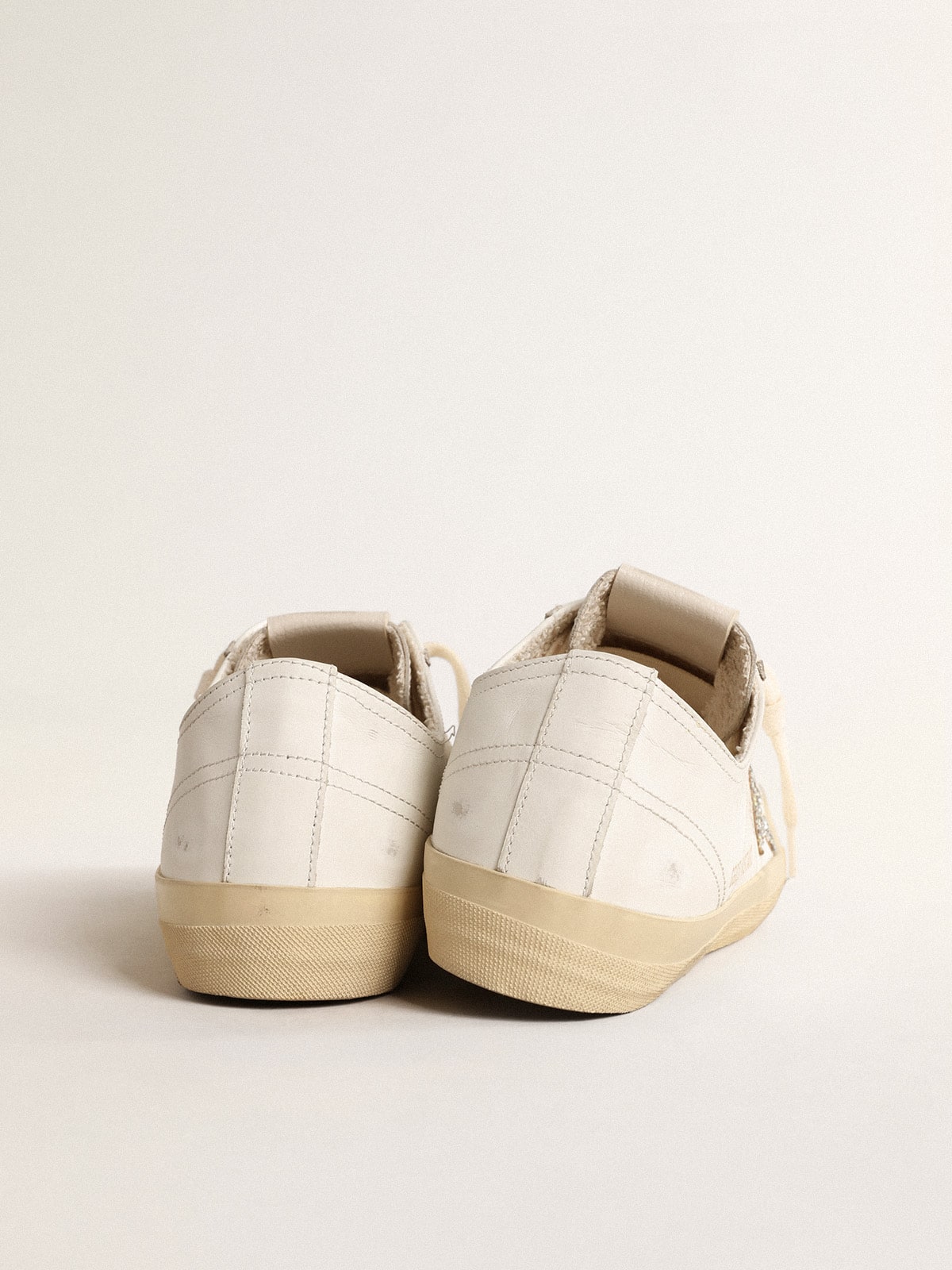 V-Star in white leather with a platinum glitter star