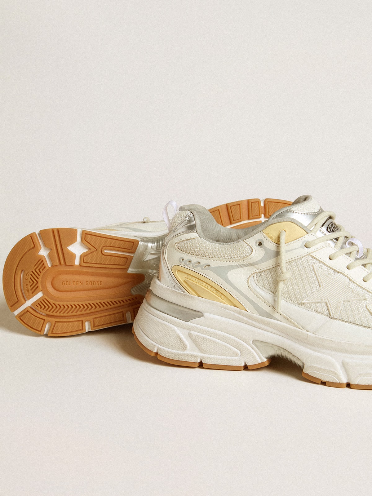 Women’s Lightstar in white leather and mesh with worn-white star