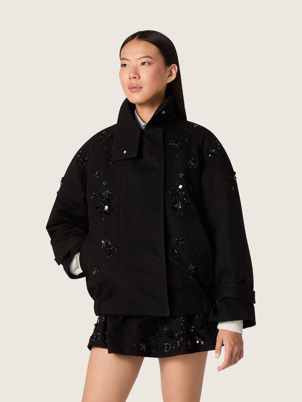 Women’s oversized jacket in black cotton twill with floral sequin embroidery