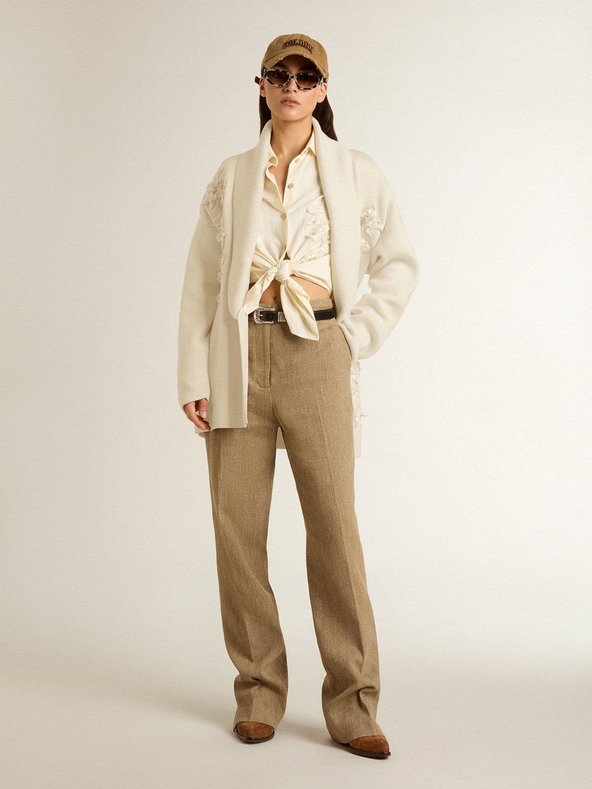 Women's cream-colored cotton cardigan with floral embroidery