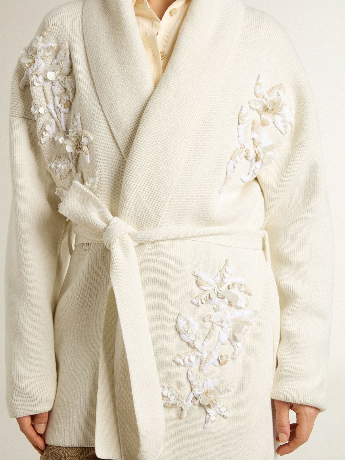 Women's cream-colored cotton cardigan with floral embroidery
