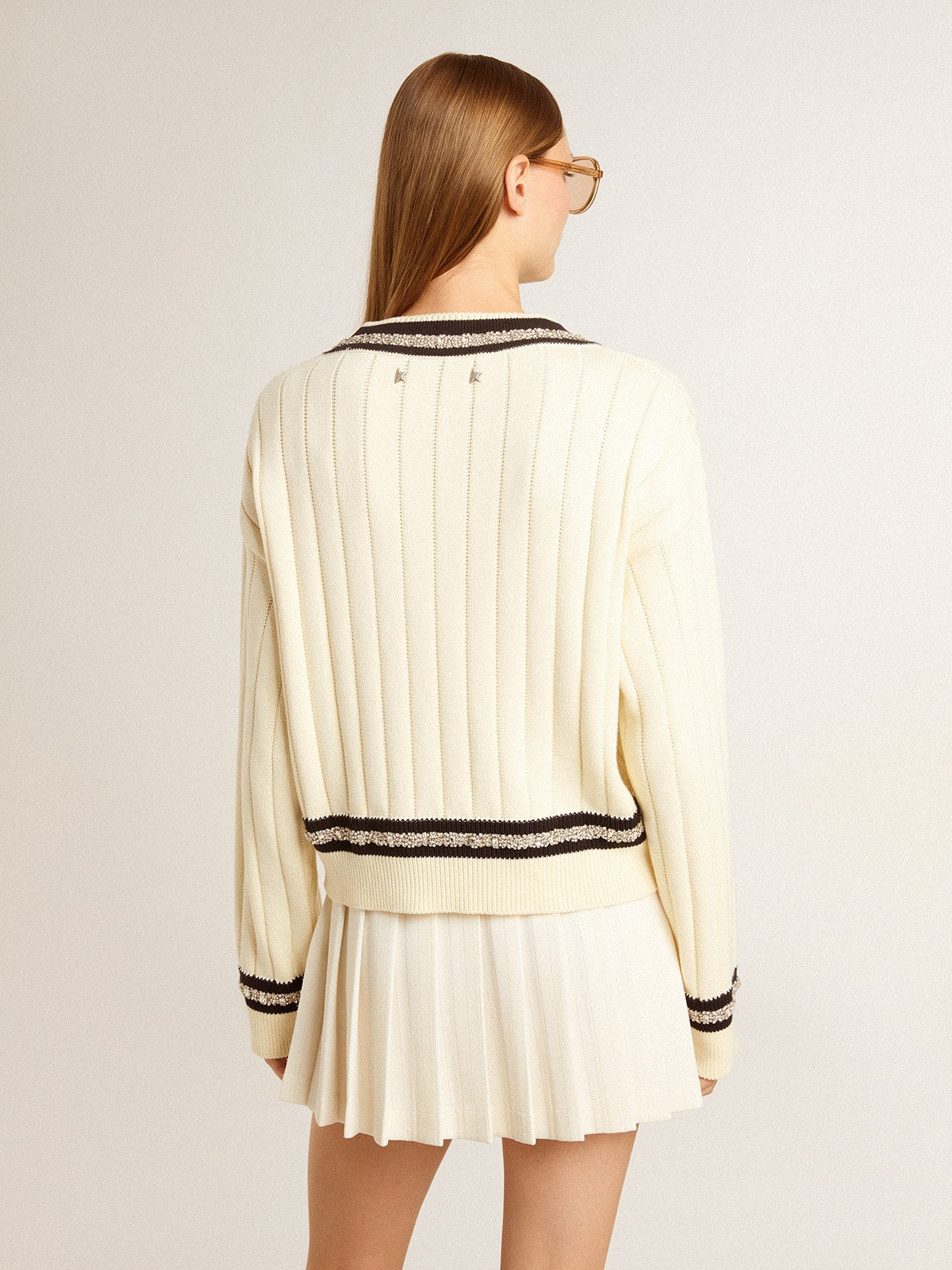 Women's cable-pattern cropped sweater with blue ribbing and crystals