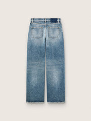 Golden women's boyfriend jeans in stone-washed light blue denim