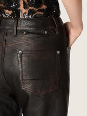 Women's pants in dark burgundy nappa with vintage finish