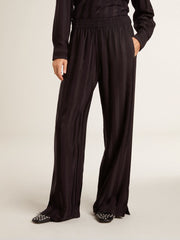 Women's joggers with ankle slit